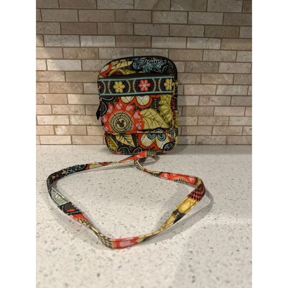 Disney Vera Bradley Bag - Mickey's Perfect Petals Mini Hipster - Picture 1 of 4